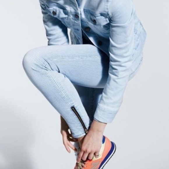 J. CREW Light Blue/ White Pinstripe Toothpick Ankle Zipper Jeans 27 - Picture 7 of 8